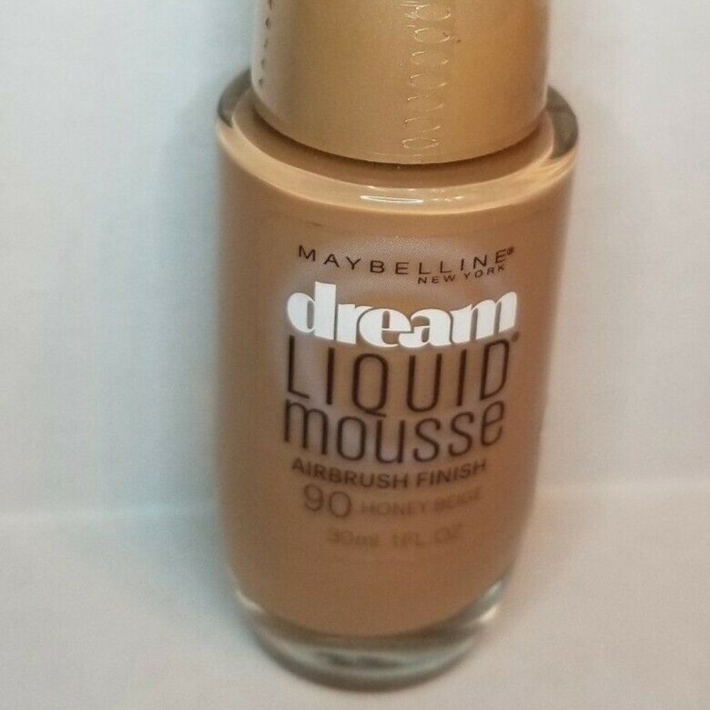 Maybelline Dream Liquid Mousse Airbrush 90